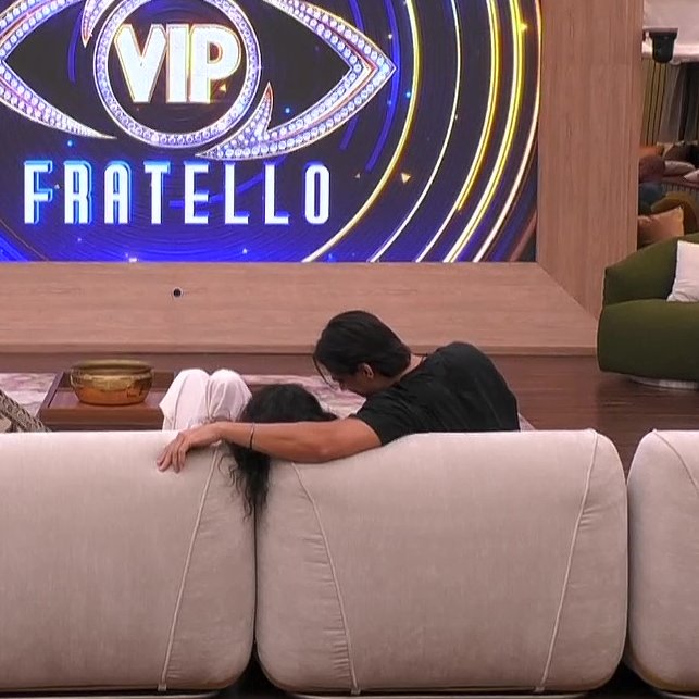 Violett926 tweet media