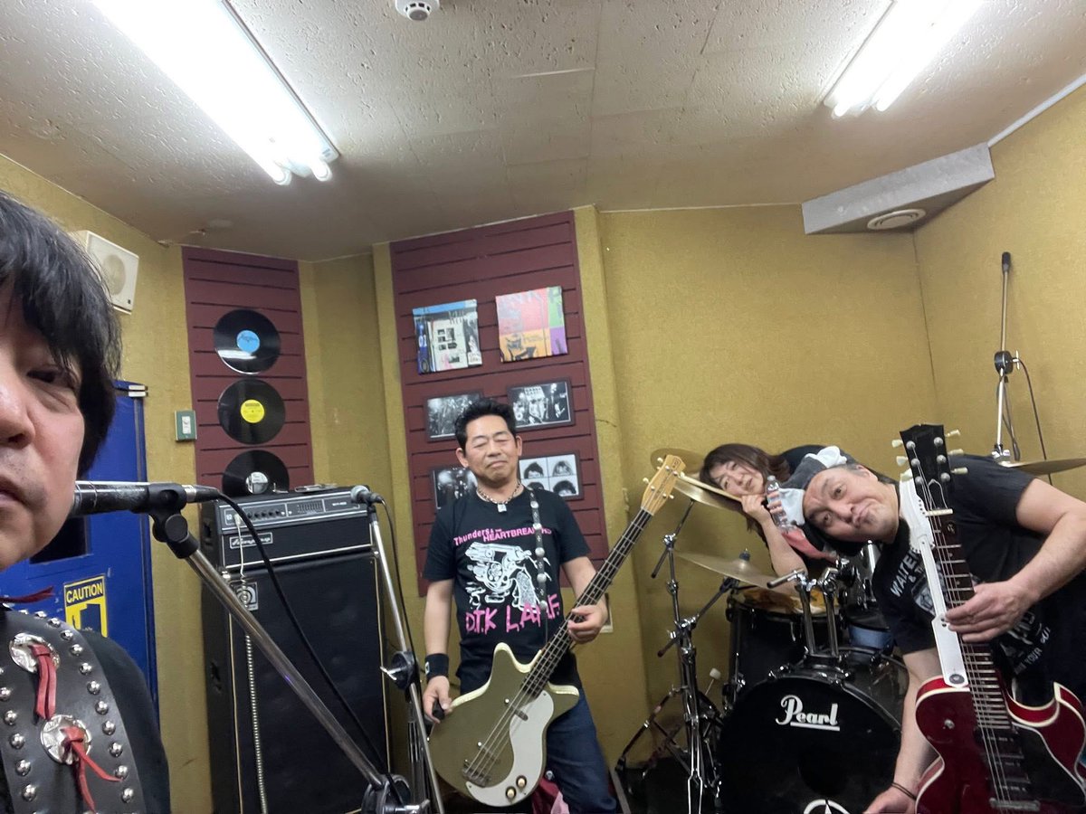 1年3ヶ月。

もう少ししたら一歩踏み出すよ😊

見守ってておくれ。

#イチロック
#月命日
#ジョニーダンサーズ
#ジョニダン