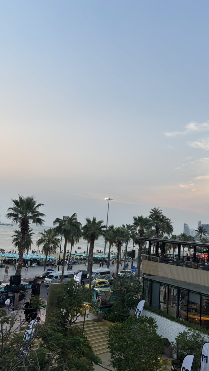 ۫ 𝙽athaaalie. 🥨 tweet media