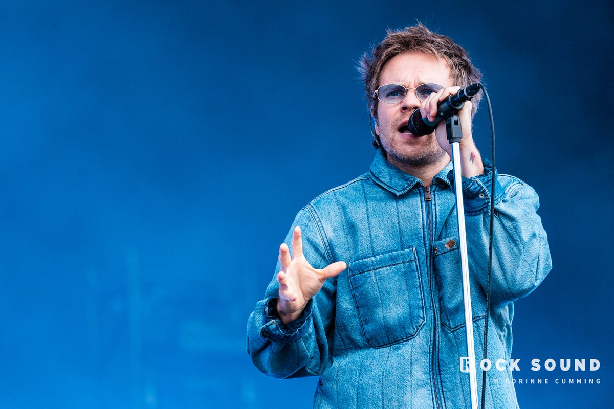 Rock Sound tweet media