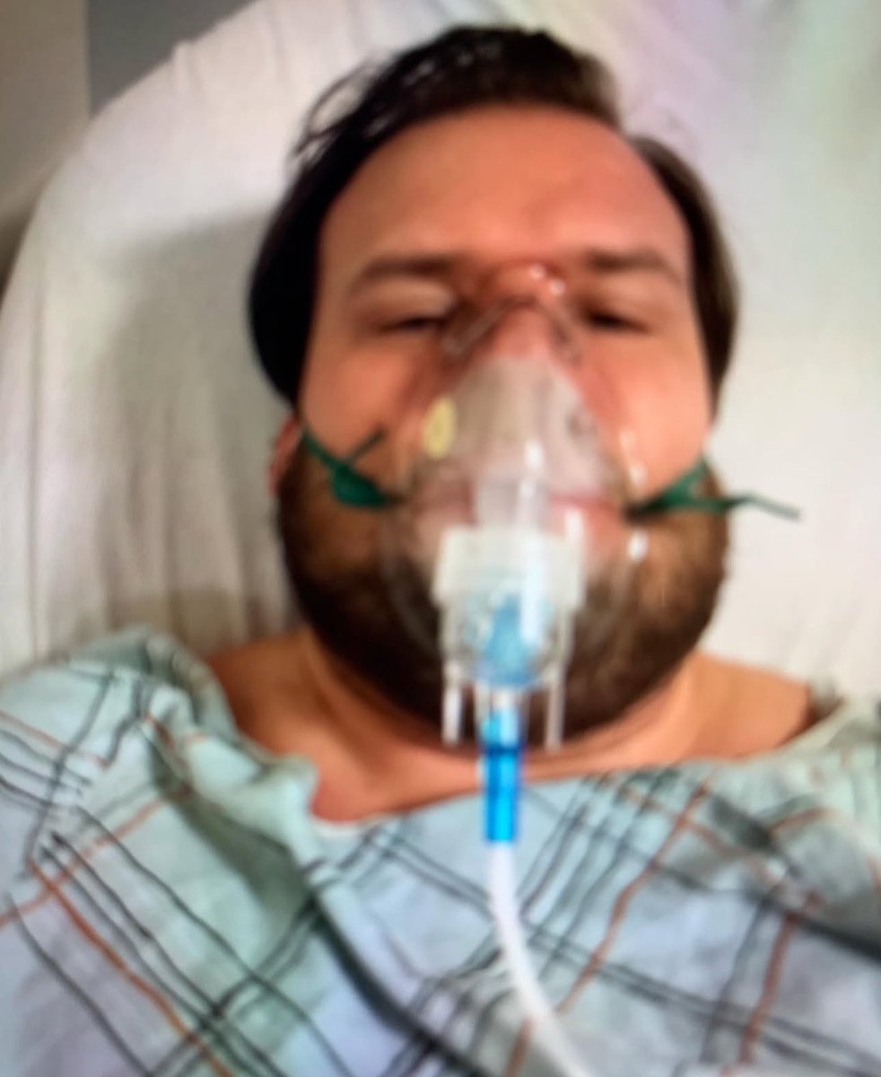 sugar_kaka's tweet photo. JD Vance when the Lahori smog catches up to him. https://t.co/eTKbxzUDEw