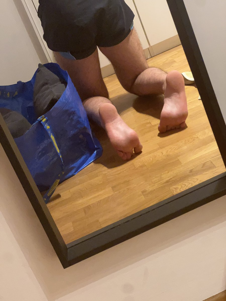 ItaMasterfeet tweet media