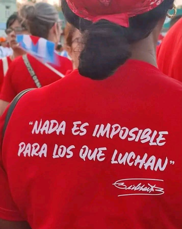 <a href="/DrRobertoMOjeda/">Dr. Roberto Morales Ojeda</a> <a href="/DiazCanelB/">Miguel Díaz-Canel Bermúdez</a> <a href="/PartidoPCC/">Partido Comunista de Cuba</a> <a href="/PresidenciaCuba/">Presidencia Cuba 🇨🇺</a> <a href="/IzquierdaUnida/">Izquierda Unida🔻🇵🇸</a> <a href="/DeZurdaTeam_/">DeZurdaTeam 📳</a> <a href="/MeyvisEstevezE/">Meyvis Estevez Echevarría</a> <a href="/CubaMINREX/">Cancillería de Cuba</a> <a href="/unidad_central/">Unidad Central de Cooperación Médica</a> <a href="/cubadebatecu/">Cubadebate</a> <a href="/GHNordelo5/">Gerardo Hdez. Nordelo</a> Nuestra patria digna y combativa.
#UnidosXCuba #CubaVencera
#YoSigoAMíPresidente <a href="/DiazCanelB/">Miguel Díaz-Canel Bermúdez</a>