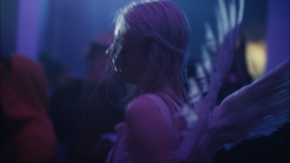 h ⋆˚࿔ tweet media