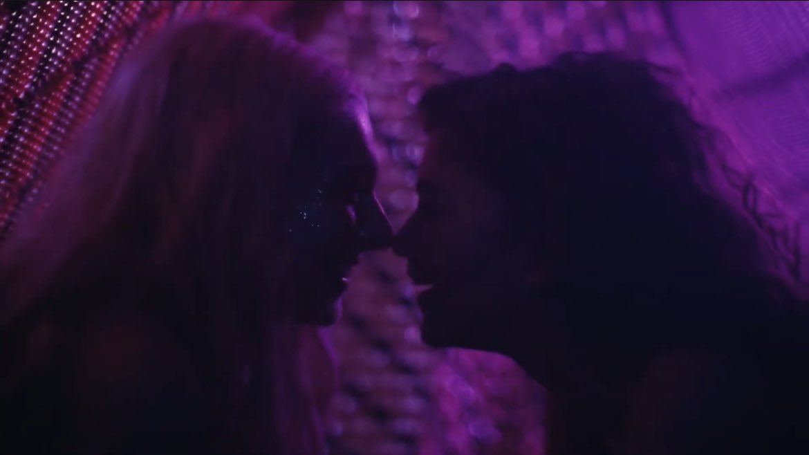 h ⋆˚࿔ tweet media