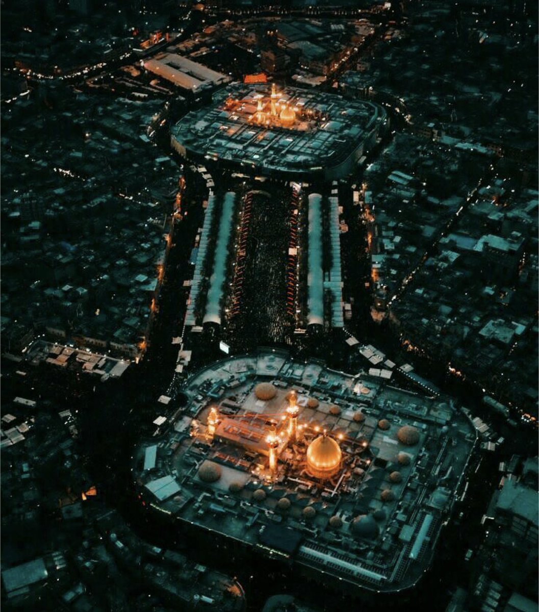 hamiidsadegh's tweet photo. چطور ناشکری کنیم خدایی را که برای ما «حسین» آفریده است؟
#شب_زیارتی https://t.co/2QYUInHbDO