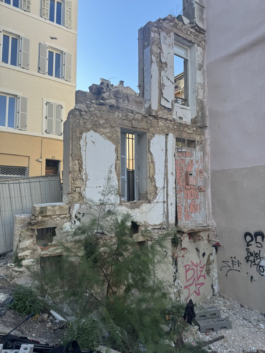 HERVE STREET tweet media