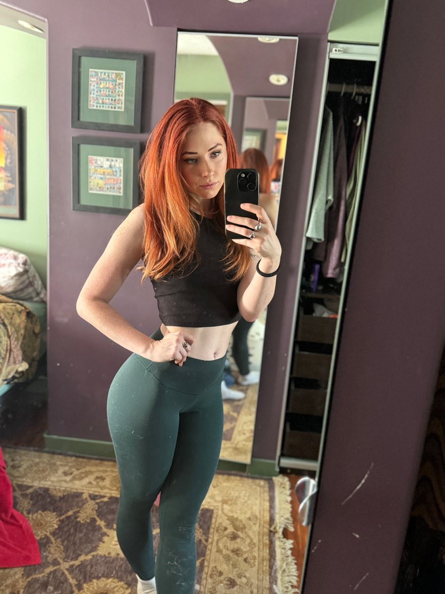 BrittyKittie tweet media