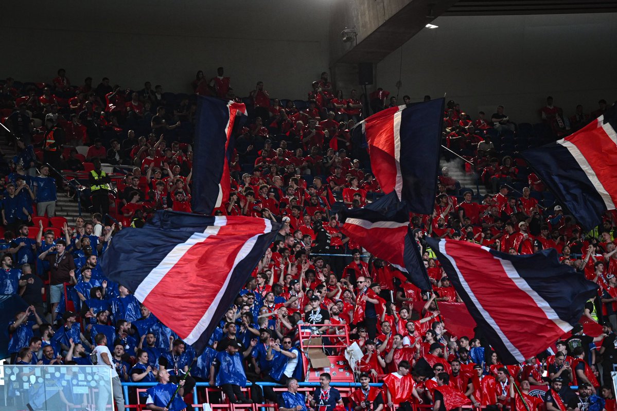 🚨 3.000 Parisiens vont faire le déplacement à Anfield la semaine prochaine pour le quart de finale retour face à Liverpool. ❤️💙

🗞️ <a href="/lequipe/">L'Équipe</a>