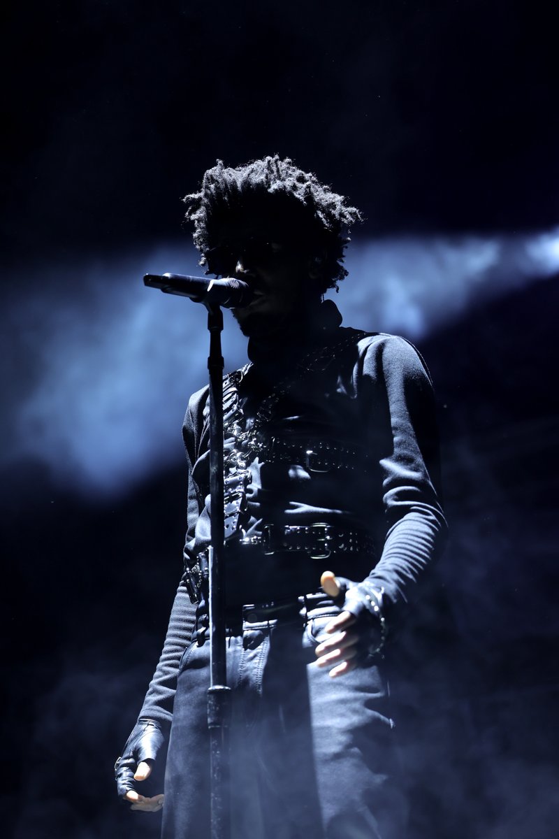 Rolling Stone tweet media