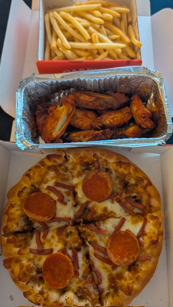 𝕮𝖗𝖞𝖕𝖙𝖔 𝖂𝖆𝖗𝖗𝖎𝖔𝖗 tweet media