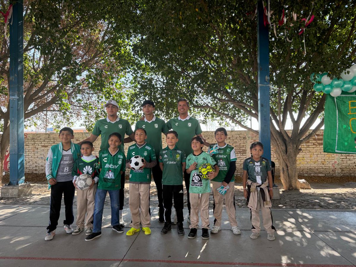 Club León tweet media