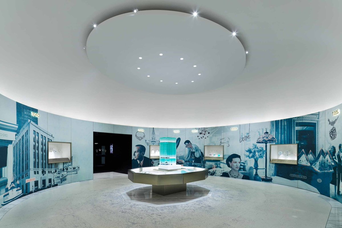 lumascape1's tweet photo. Lumascape lighting is not only for exterior spaces. For the ๐๐ข๐๐๐๐ง๐ฒ ๐๐จ๐ง๐๐๐ซย exhibition in Tokyo, our ๐๐ข๐ง๐๐๐ฅ๐ฎ๐ฑ ๐๐ luminaires were used in the cove to create a soft ambient glow.
https://t.co/mY3Jqzp6Pz
#Lumascape #ArchitecturalLighting https://t.co/JiPVG0lqnX