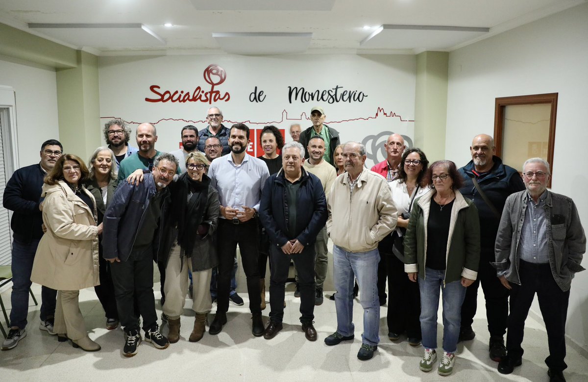 ASCotrina's tweet photo. Hoy en la Asamblea se ha vuelto a retratar el PP: dependencia de Vox e injerencias desde las direcciones nacionales de PP y Vox. Cuando la estabilidad depende del “si nos da la gana”, lo que tiene Extremadura es desgobierno.

Gracias Hornachos, Valencia del Ventoso y Monesterio. https://t.co/MTmSLxAHGg