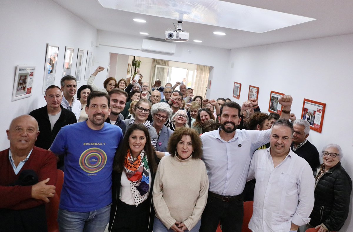 ASCotrina's tweet photo. Hoy en la Asamblea se ha vuelto a retratar el PP: dependencia de Vox e injerencias desde las direcciones nacionales de PP y Vox. Cuando la estabilidad depende del “si nos da la gana”, lo que tiene Extremadura es desgobierno.

Gracias Hornachos, Valencia del Ventoso y Monesterio. https://t.co/MTmSLxAHGg