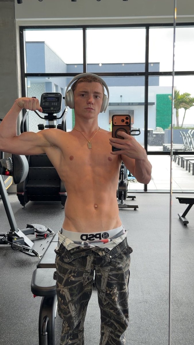 Jacobfrfr tweet media