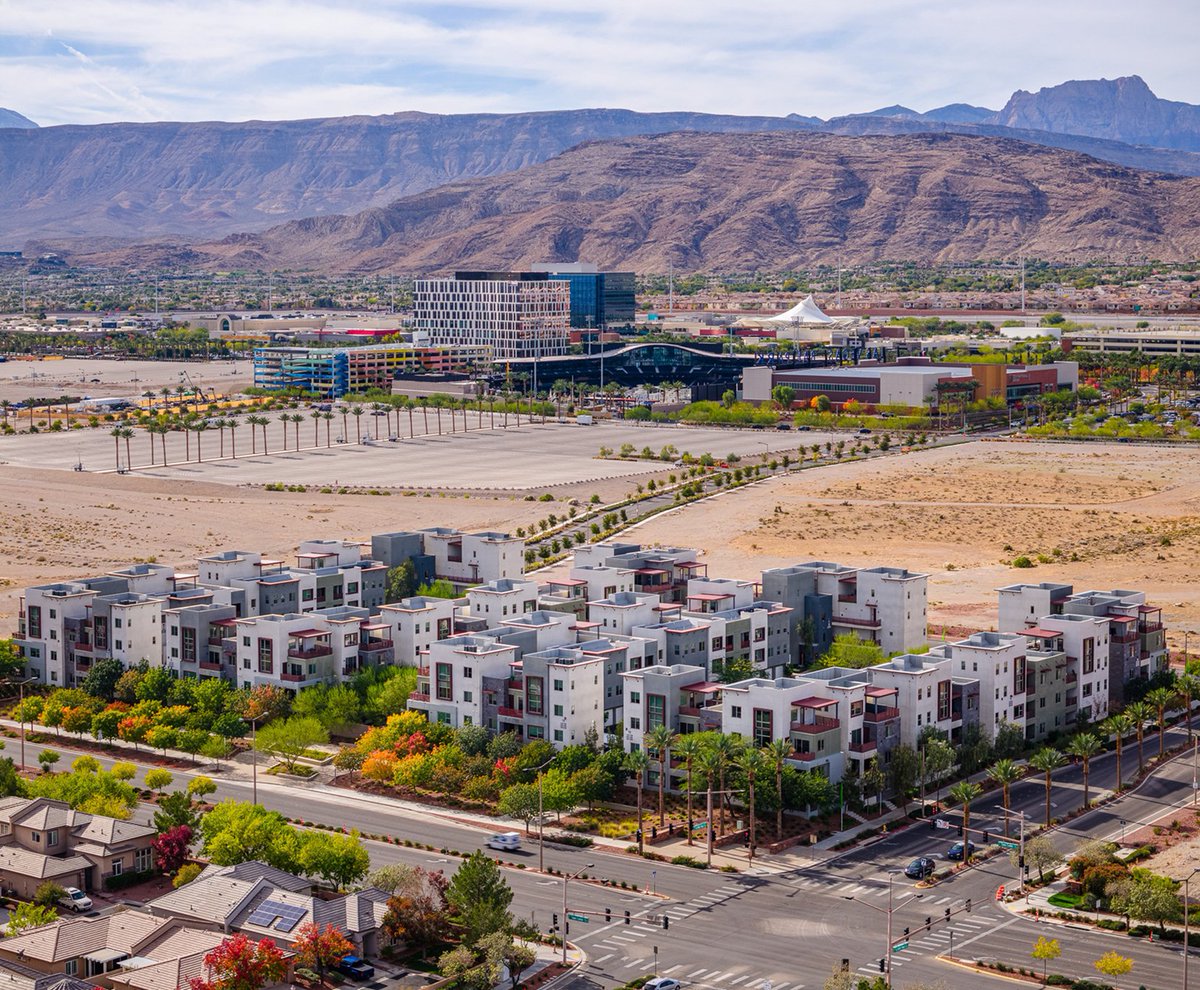 DTSummerlin's tweet photo. A modern take on luxury living. Constellation offers spacious design with walkable access to Downtown Summerlinโs shopping, dining, and events.
Explore your next home: https://t.co/nnKZPSAbEY
#DowntownSummerlin #LiveHere https://t.co/FSJHxKDmrQ