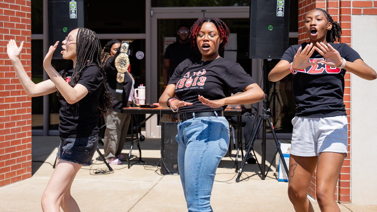 Delta Step Shows It's not Greek Week without a step show! Fraternities and sororities ...