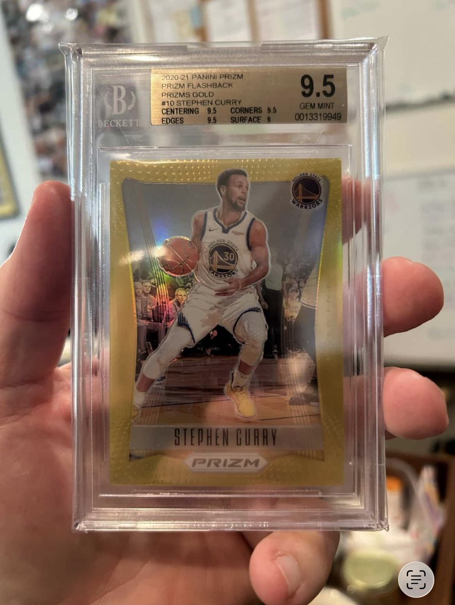 sportscardsig's tweet photo. In hand Tuesday 

Stephen curry 2020-21 prizm flash back gold /10 BGS 9.5

$20,000

RT’s appreciated ! https://t.co/QCSLACK8ae