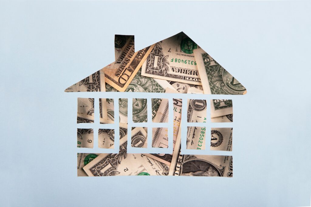 What to Do With a Tax Refund? Invest in Housing dlvr.it/TRyLnk