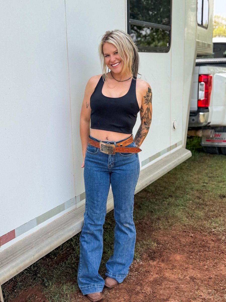 Lacy 🌵⚡️ tweet media