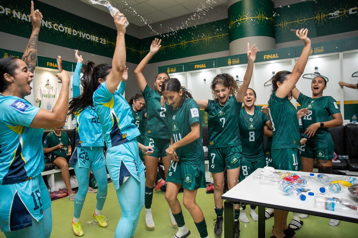 TheRealPFF's tweet photo. Record breakers ✅
Record makers ✅

Here’s to many more magical moments for a generation of players carrying our hopes and dreams 🫶🇵🇰🦅 https://t.co/PAXk9UPaFf