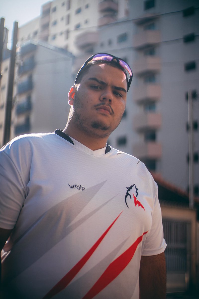 R6atualizado's tweet photo. 🚨🇧🇷 | RUMOR: RDW pode estar de volta ao cenário de R6

A @RDWEsports, organização tradicional do Tier 2 e também marcante no cenário feminino de Rainbow Six, está próxima de retornar às competições.

Ao longo de sua história, a RDW contou com nomes de peso, incluindo campeões mundiais como Vitaking e Ramalho, além de jogadores como Kyno, Dias e Resetz, entre outros destaques do cenário.

O retorno deve acontecer no Tier 2, com participação prevista nos torneios do Challenger Circuit, marcando também sua reestreia na Liga Six.

🗞️ Apuração própria.