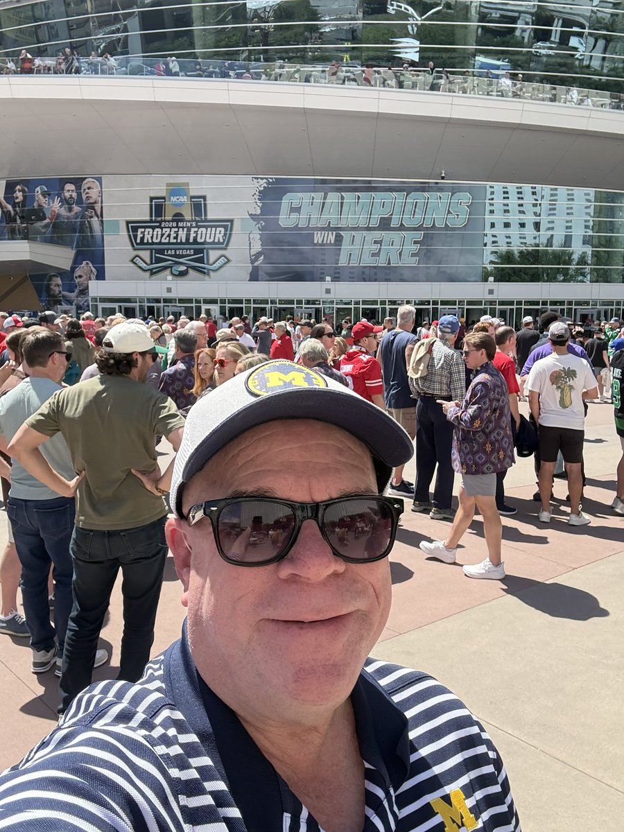 BillAnderson58's tweet photo. Another day, another Championship!!!  #GoBlue. #MFROZENFOUR https://t.co/S6J7PMC3vM
