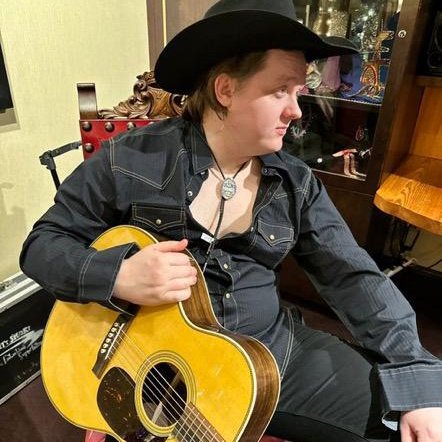 Lewis Capaldi tweet media