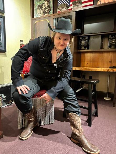 Lewis Capaldi tweet media