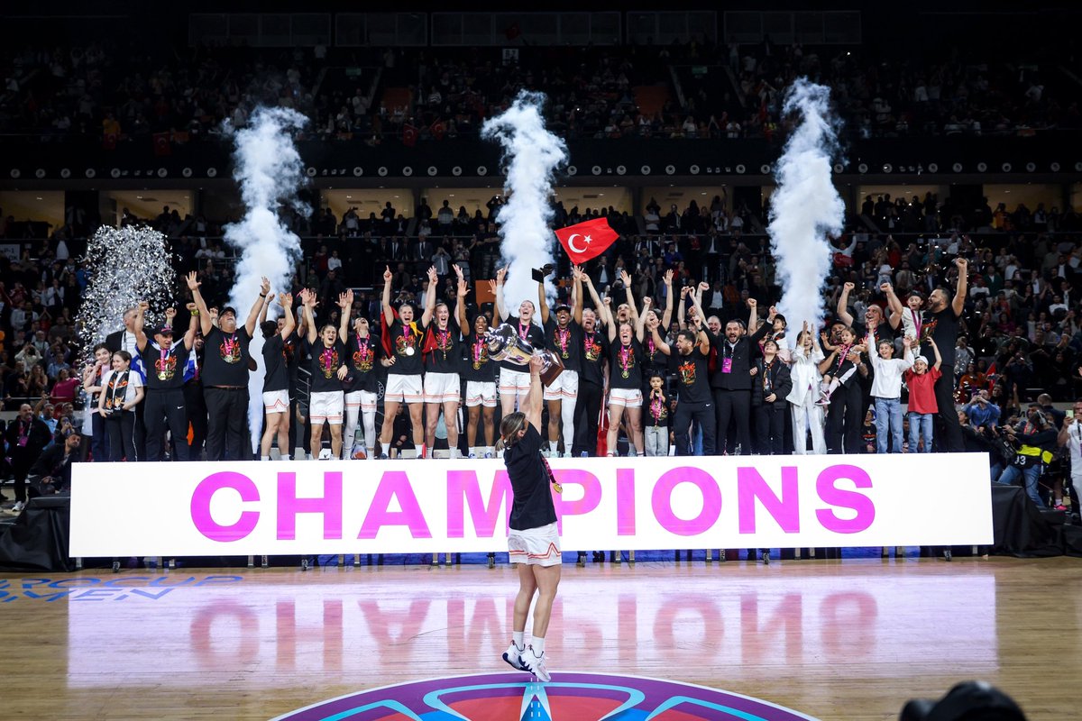 CBKMersin's tweet photo. 🏆 CHAMPIONS MERSİN! 

#EuroCupWomen https://t.co/5dRhYPpUES