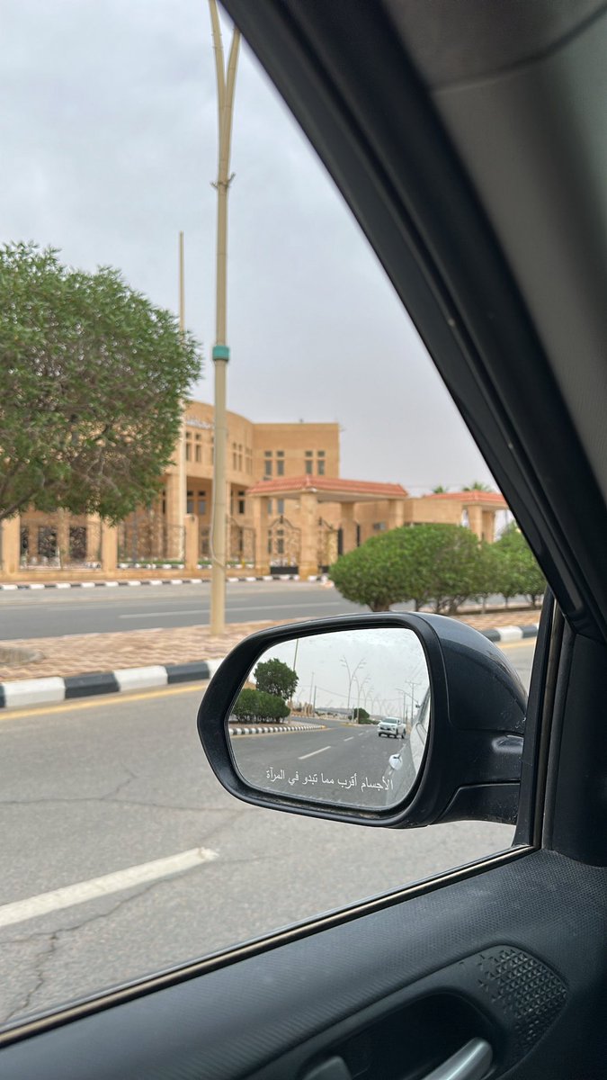 Me_24p's tweet photo. - قهوة والأجواء فوق الخيال 🤍🤍🤍🤍. https://t.co/I7XuO6umYS