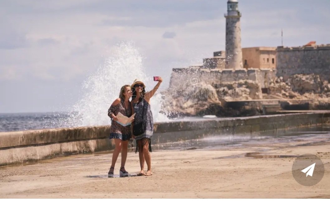 frankpavon1972's tweet photo. En el mes de abril, pero del año 2002, se implemento el primer acuerdo de Roaming Internacional Celular en Cuba, en aquella ocasión con el Operador Telefonica España!
En la actualidad tenemos mas de 360 acuerdos , con Operadores de mas de 170 paises !
#Cuba 
#EtecsaTeAcompaña https://t.co/Br8cqLlvQB