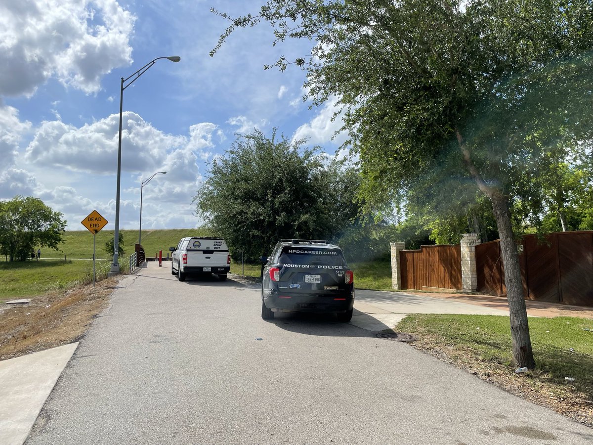 Houston Police tweet media