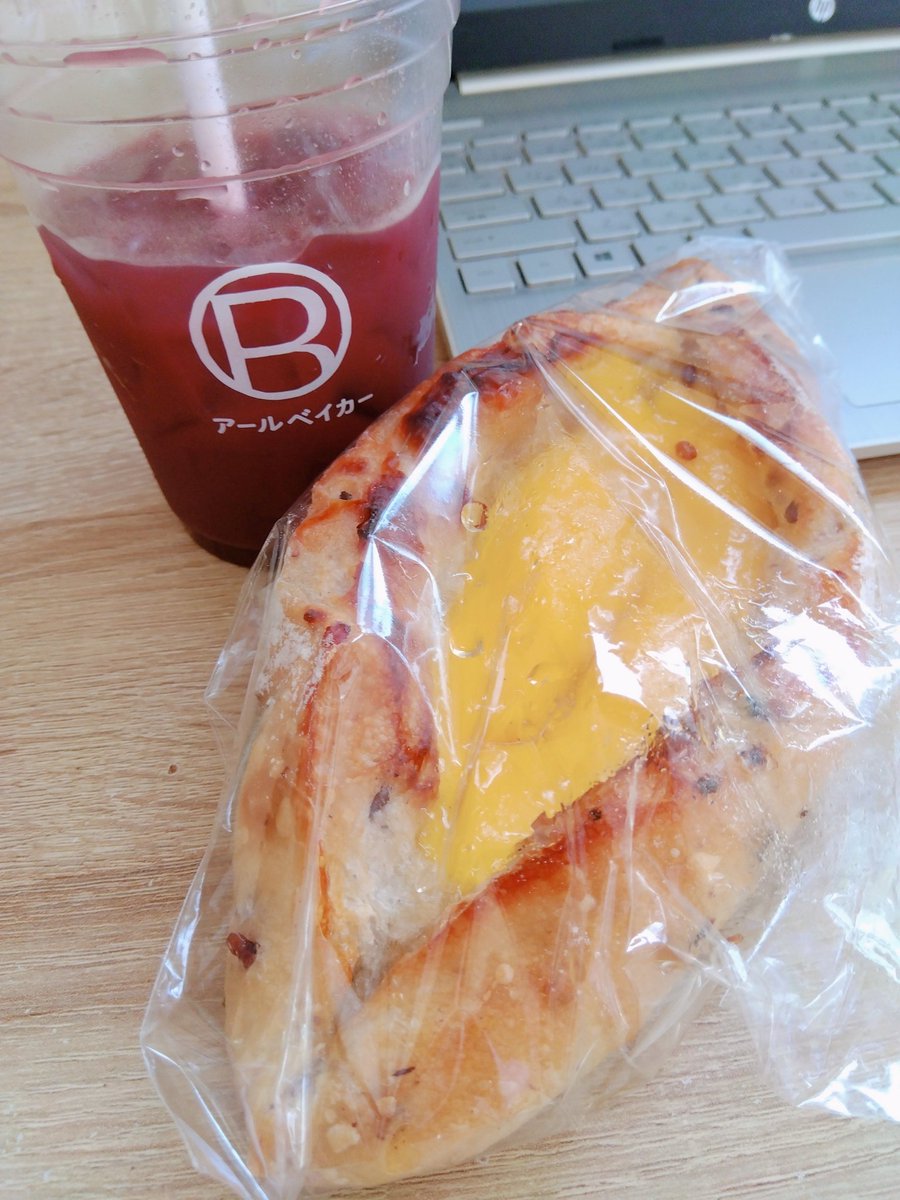 ハルミ tweet media