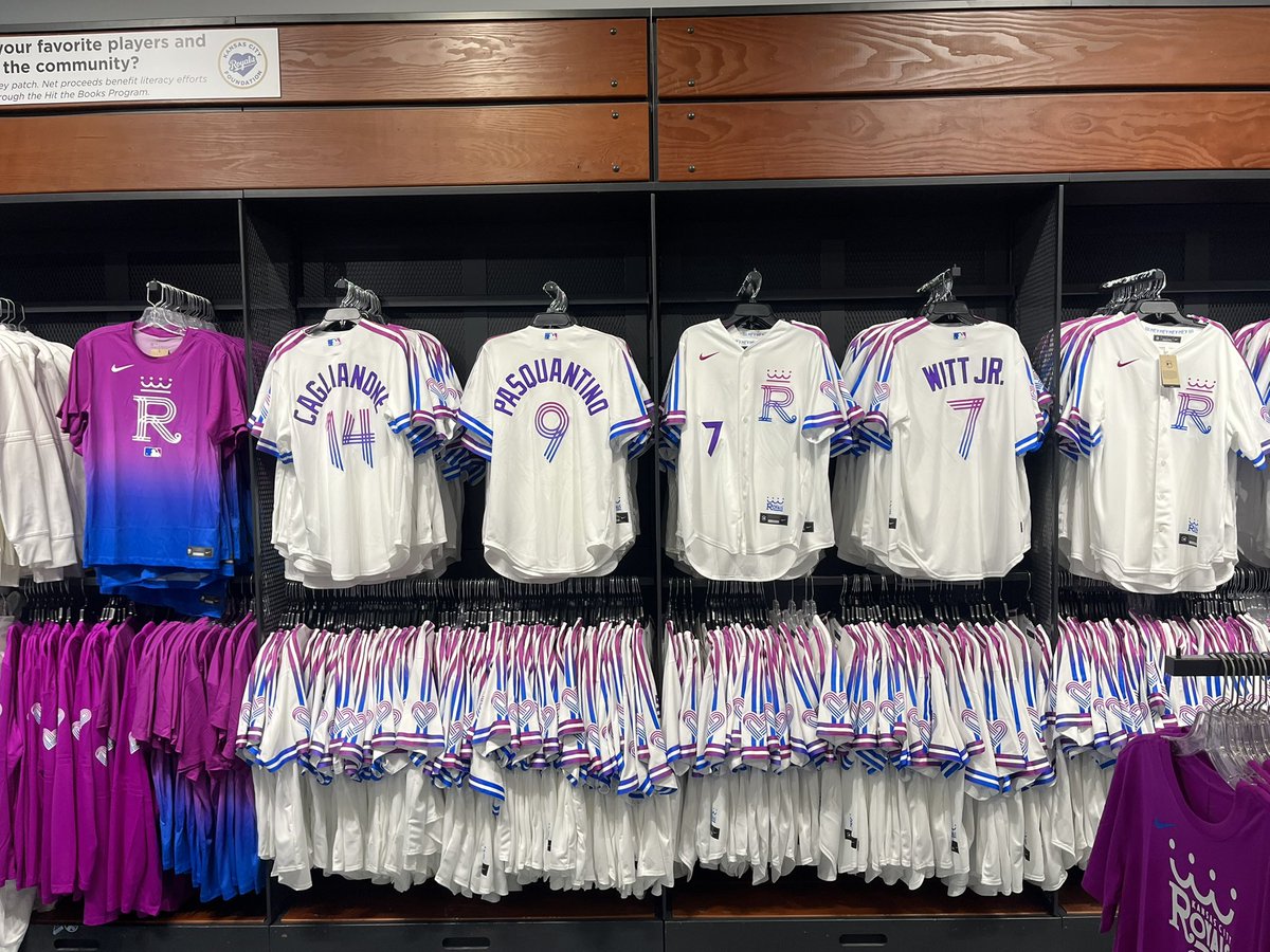 HaroldRKuntz3's tweet image. On Sale today. #Royals