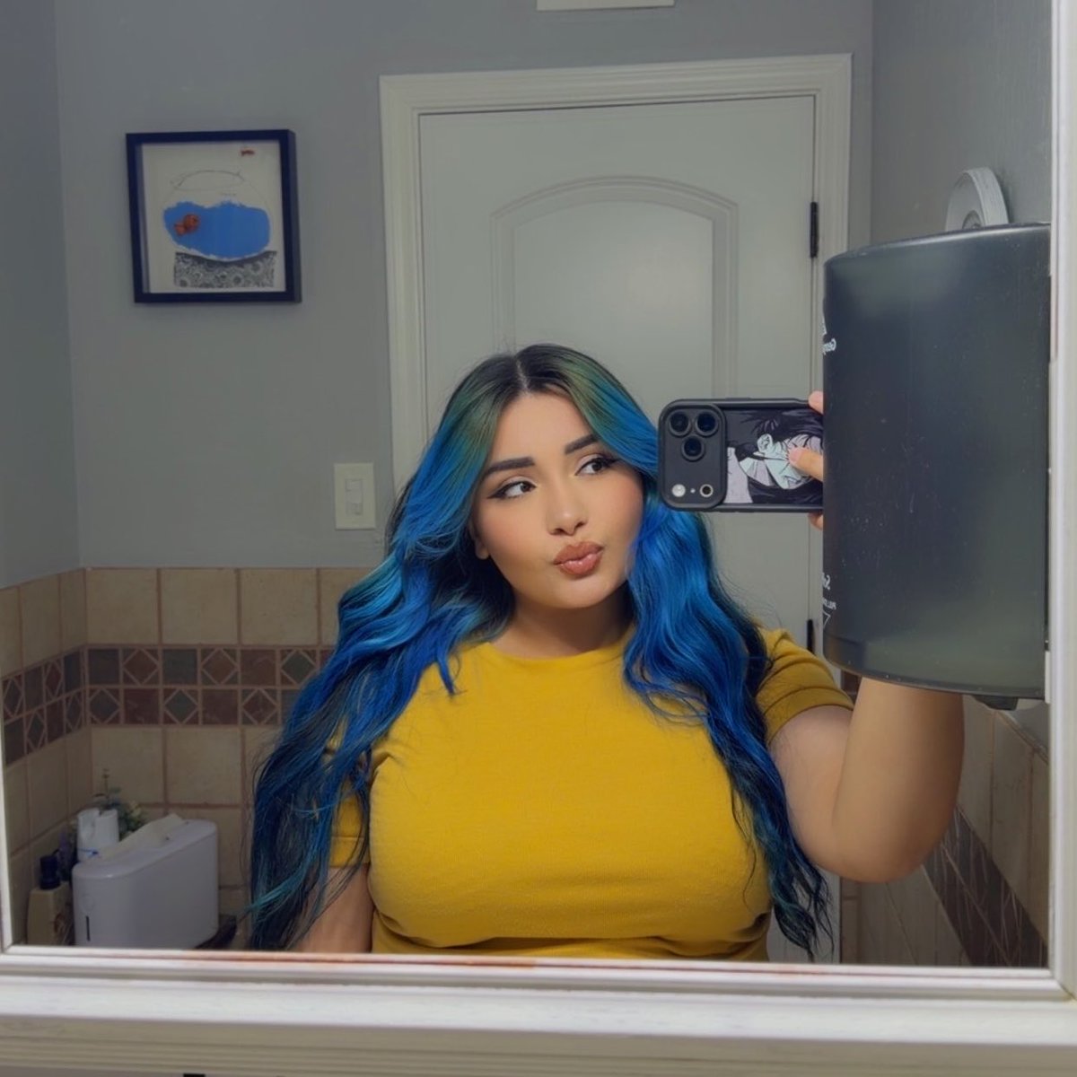 valeria 💕 tweet media