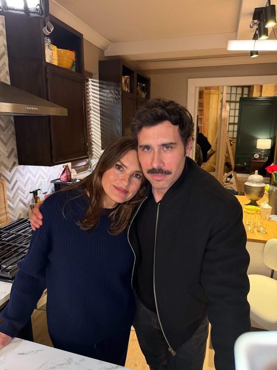 lawandordertv's tweet image. Reunited and it feels so good. #LawAndOrder Thursday TONIGHT 8/7c | NBC and next day on Peacock