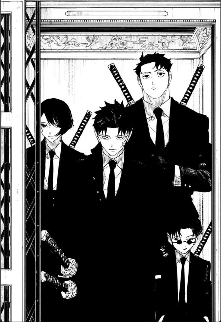 hotscheetoss's tweet photo. Currently reading kagurabachi, but why's everthing keep reminding me of that one anime https://t.co/5zWu9iKc5l