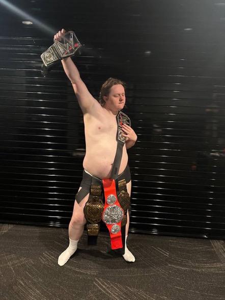 Lewis Capaldi tweet media