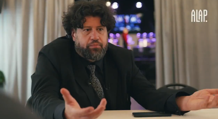 😈❤🐊 tweet media