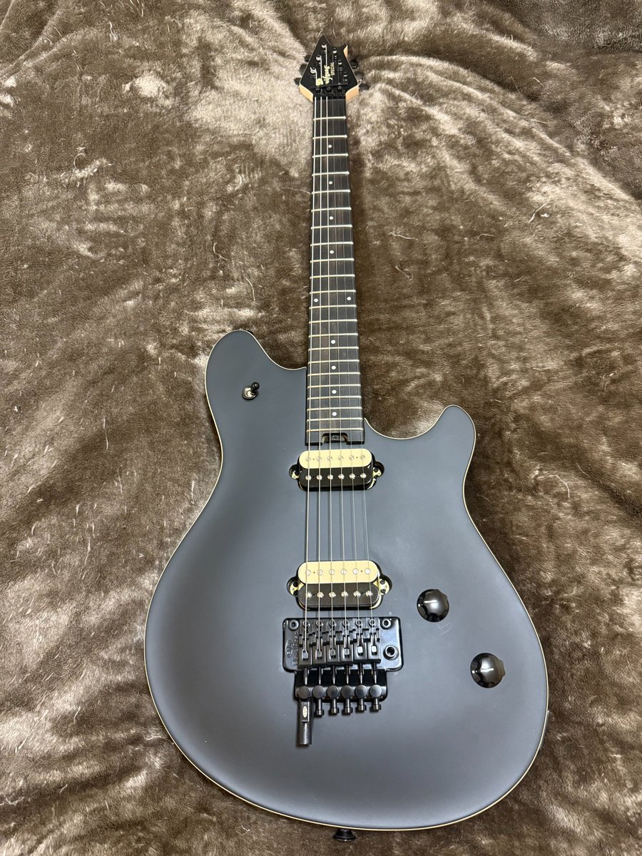 𝔈𝔩 tweet media