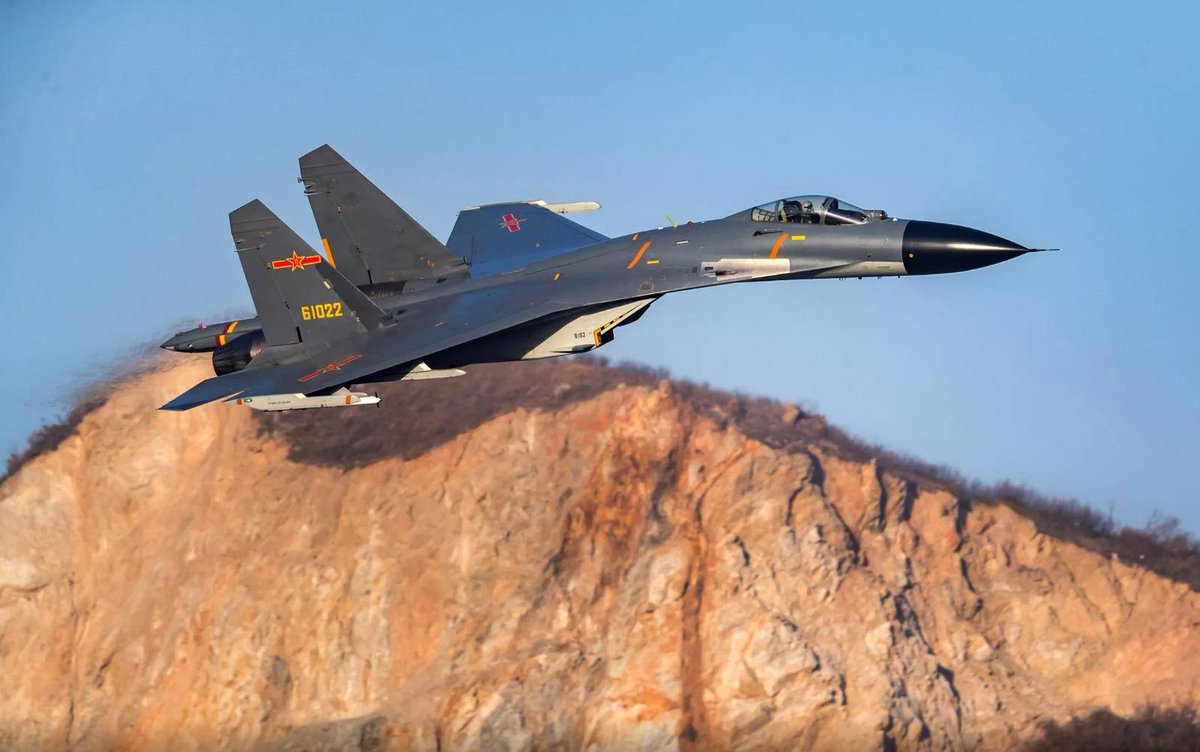 ExtremaRatio4's tweet photo. Pacific Blindspot: The #PL17 Threat and the Rebirth of the #J11BG
For the analysts at #ExtremaRatio, the modernization of 100 chinese J-11B #fighters to the J-11BG standard represents a turning point in the risk assessment for the #IndoPacific.
#Beijing has implemented an extremely effective "technological decentralization": #AESA #radars derived from early #J16 batches, now integrated into the J-11BG, close the qualitative gap with #American fourth-generation assets, creating a lethal mass force to support #J20 #stealthfighters.
The critical danger for the #USAirForce and #US lies in the #Chinese doctrine of "beyond-the-horizon" #warfare.
The integration of the PL-17 missile transforms these veterans into long-range strategic interceptors.
With an estimated range of 500 km—the longest in the world—the PL-17 is designed to strike the "nerve centers" of the American fleet: #AWACS, tankers, and command platforms, well before US fighters can enter kinetic engagement range.
The effectiveness of this technology is no longer a theoretical projection.
In the recent clash between #India and #Pakistan, the surgical use of the PL-17E export version by Islamabad confirmed the lethality of Chinese guidance systems in #BVR (Beyond Visual Range) engagements.
For Washington’s strategists, this means that air superiority in the Indo-Pacific will no longer depend solely on fighter-to-fighter duels, but on the ability to survive volleys of "fire-and-forget" missiles launched from standoff distances.
This strategy allows China to saturate the airspace with low-cost, high-yield platforms, forcing the #UnitedStates to expend high-end resources against a regenerated fleet. In the Indo-Pacific, the J-11BG can become the elite predator tasked with severing the logistical and informational lifelines indispensable for American power projection.
#IndoPacific #USAF #PL17 #ChinaDefense #AirSuperiority #Geostrategy #BVR #ExtremaRatio #OSINT