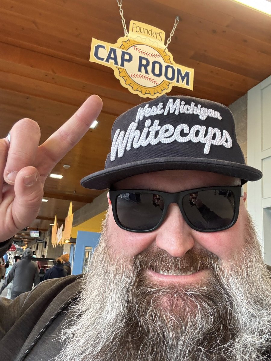 Townsquare Media tweet media