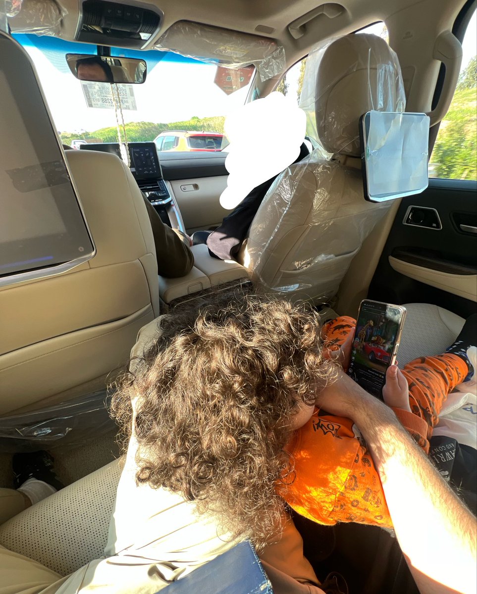 • بكـر • (92:48) tweet media