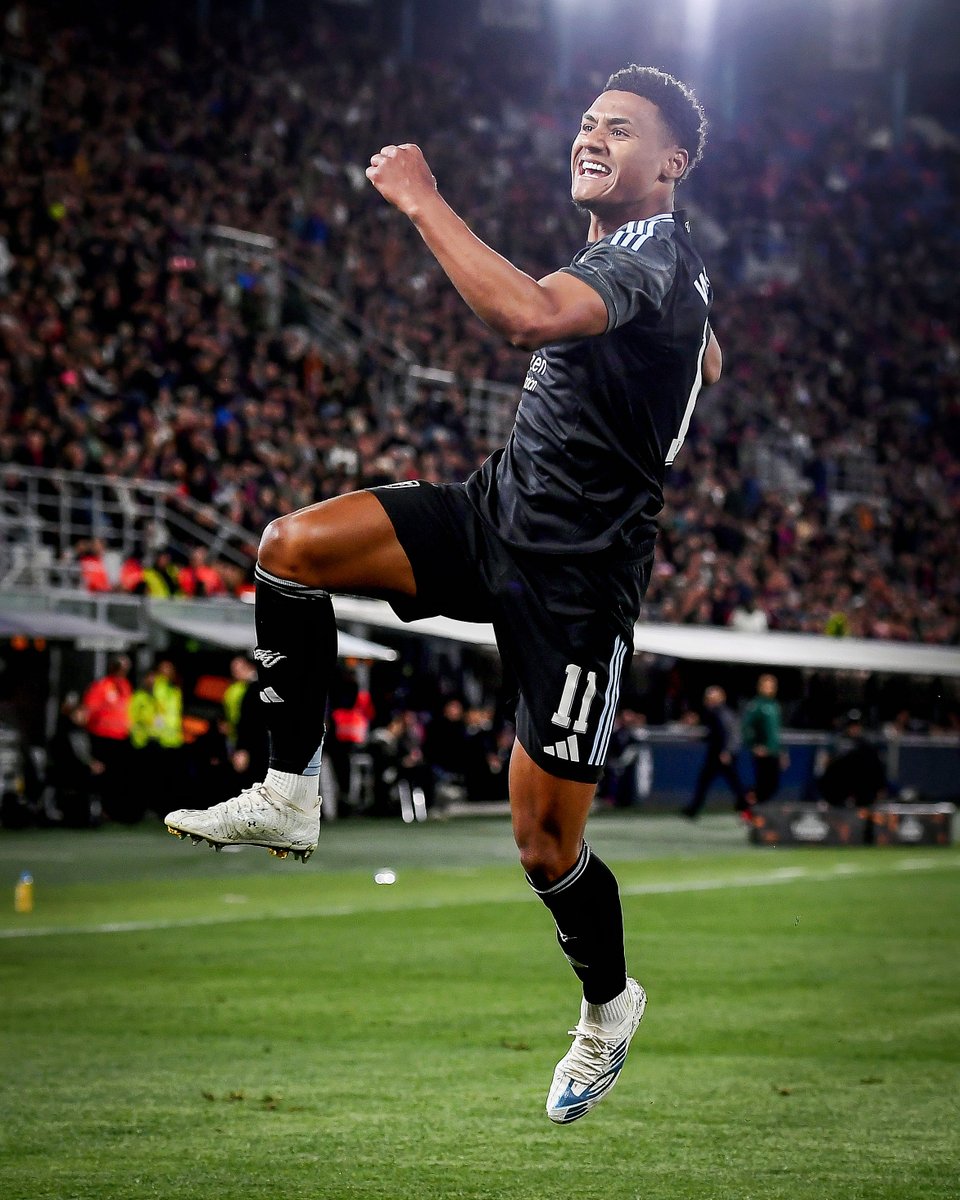brfootball's tweet photo. Ollie Watkins scores twice as Villa get a 3-1 win at Bologna in the first leg of the Europa League quarterfinals 💥 https://t.co/sxTYp4PXi3