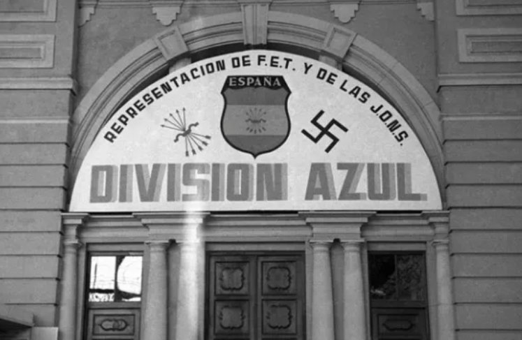 CADCI's tweet image. "La bandera de l'unitat🇪🇦✋🏻" el PSC reclama als seus aliats JUNTs i ERC que el Parlament recuperi l'estanquera #neofranquisme #nazis #nopassareu 
elnacional.cat/ca/politica/ps…