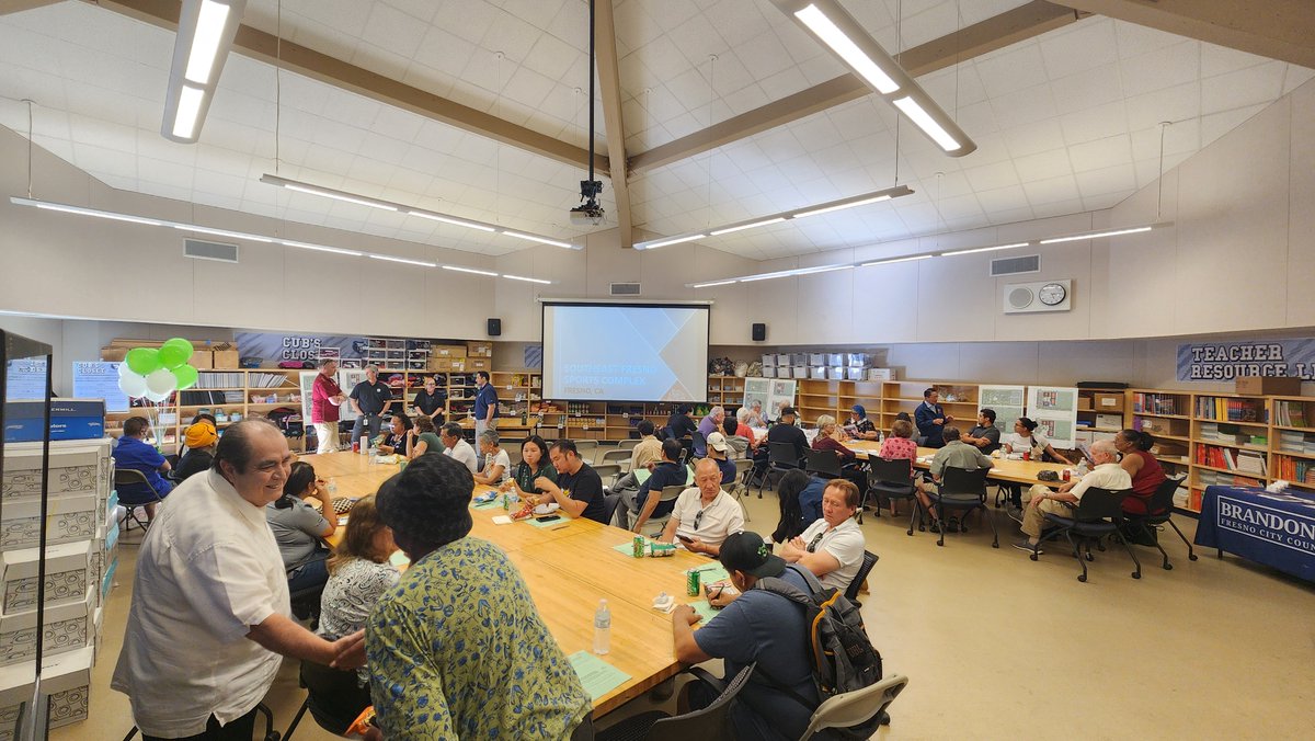 bcfengr's tweet photo. Our Landscape Architecture team teamed up with City of Fresno PARCS at the Southeast Fresno Sports Complex meeting to hear ideas, answer questions, and gather feedback that will help shape the future of the park. 💬🌱 https://t.co/1Z3TqQ8Xto