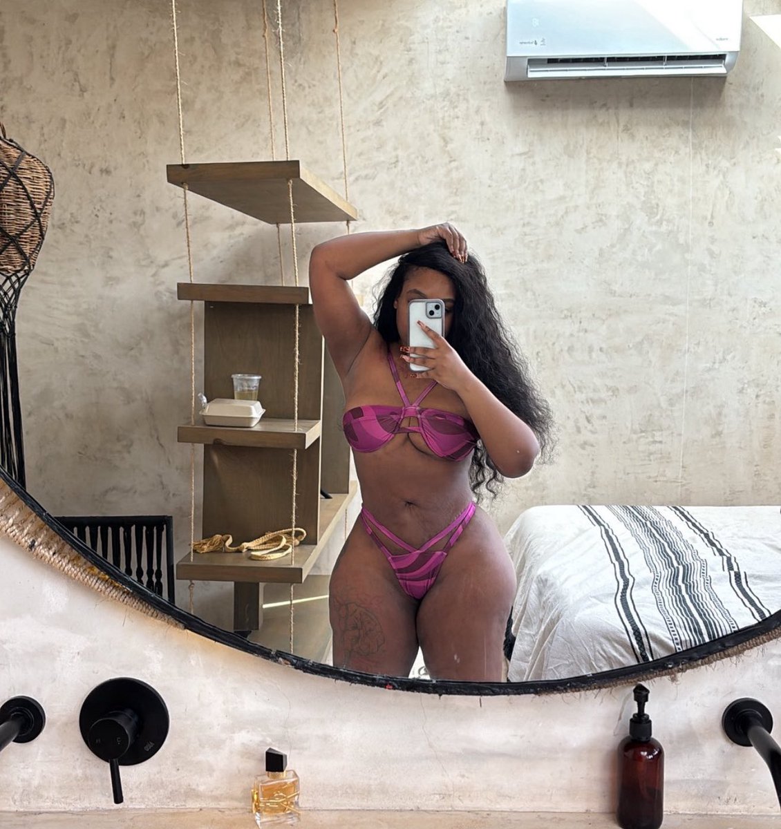 One Less Lonely N*gga, MBA 👸🏽 tweet media