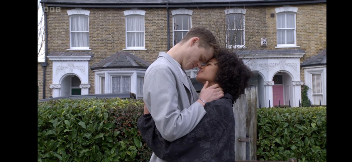 RyanSoapKing25's tweet photo. My final say on #Jascar
I liked them at the begining but now it feels too chaotic I feel too much has happend between them and Oscar risks getting his heart broken if he stays with her long term
I feel like Oscar and Jasmine need to slow things down this time. #EastEnders https://t.co/2nFVauaWIM